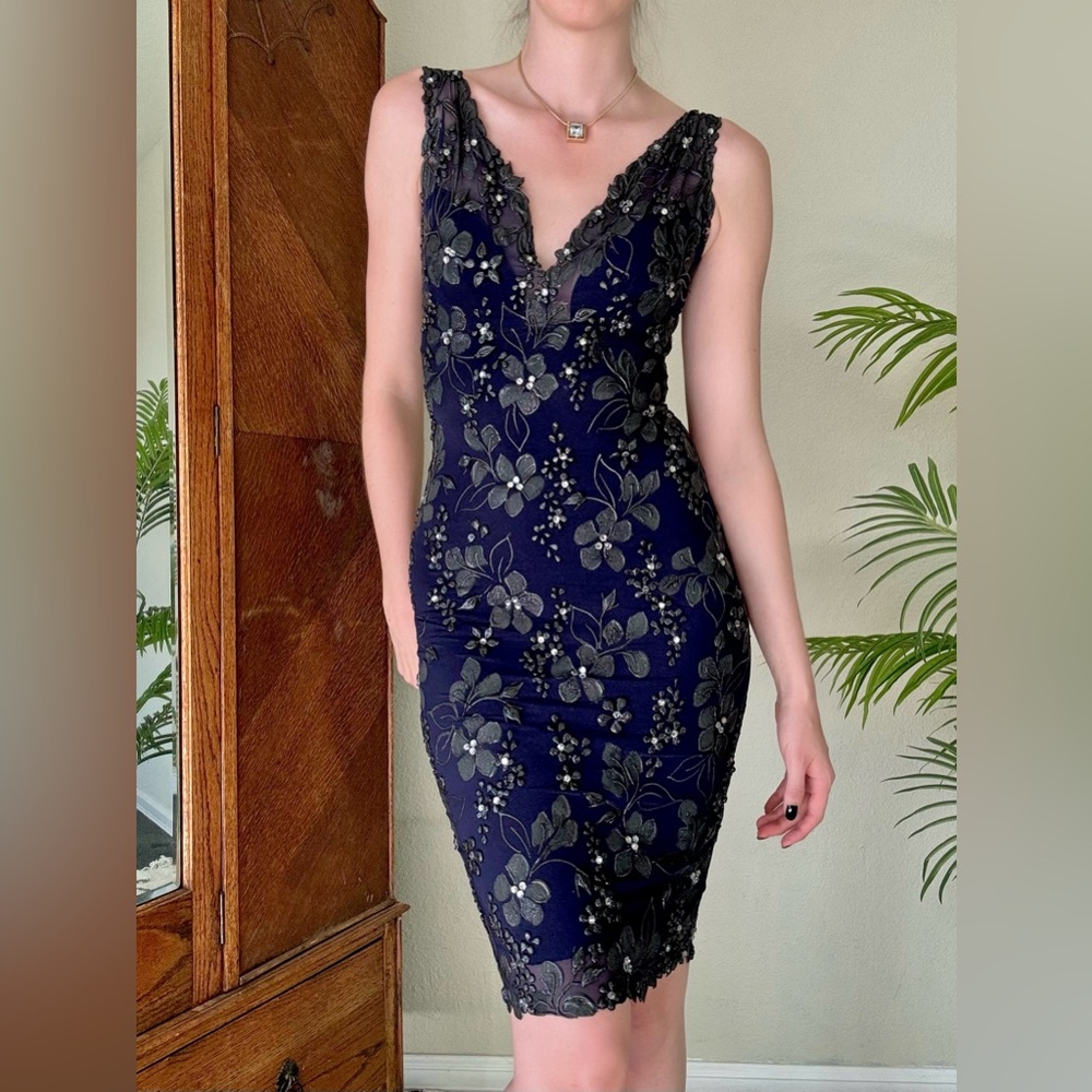 Ema Savahl Couture Knee Length Double V-Neck Dress Sz XS